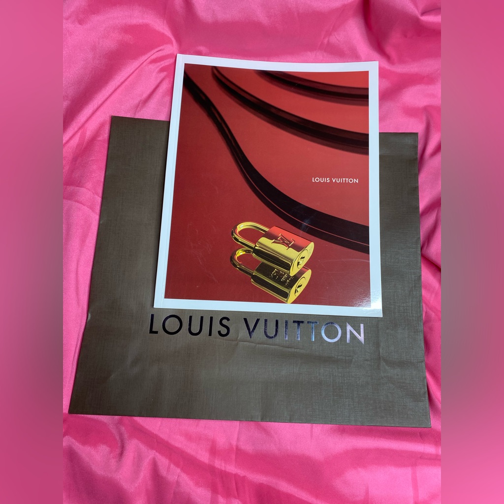 Louis Vuitton Authentic Magazine With Authentic Carrying Bag